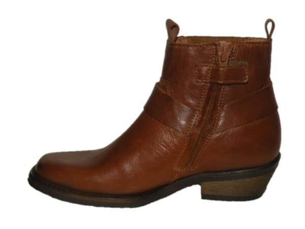 16M001-241