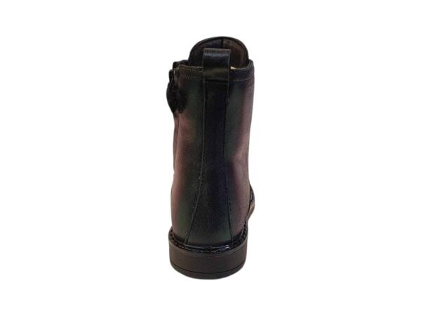 G4476-D57